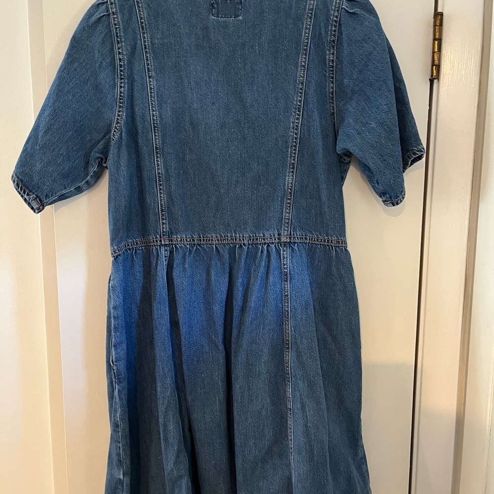 American Eagle Outfitters | Denim Button-Down Dress - Picture 2 of 3